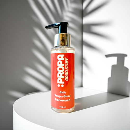 Natural AHA Facewash with an aloe Vera base, scented with light & fresh bergamot - Propa Good Stuff